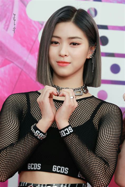 ryujin kpop|ryujin body.